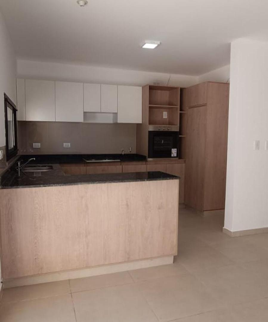 Foto de VENTA DÚPLEX 3 DORMITORIOS EN DOCTA CÓRDOBA, imagen 3