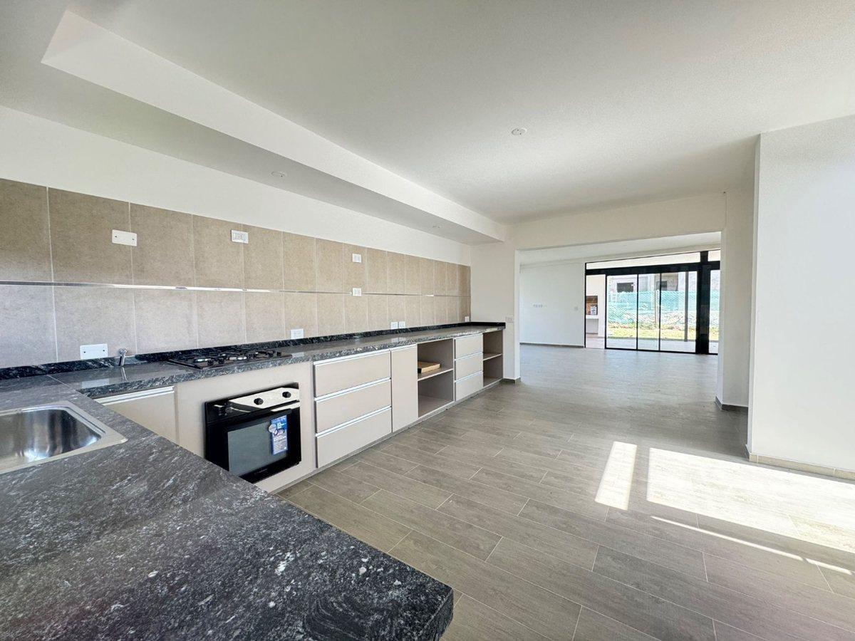 Foto de Venta Casa E53 La Cercanía a Estrenar C/ Escritura, imagen 2