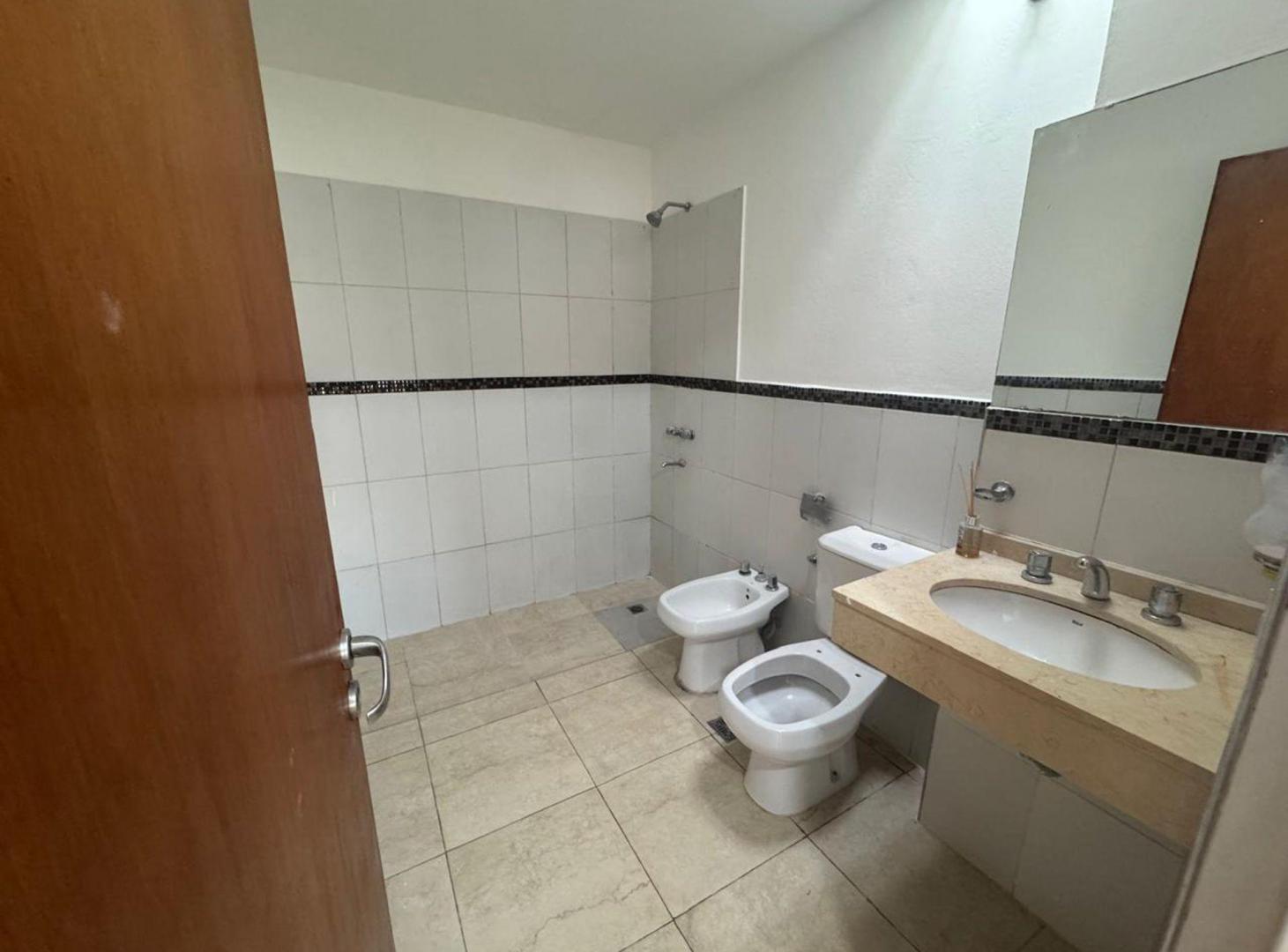 Foto de VENTA DUPLEX 3 DORMI ZONA SUR APTO CREDITO CÓRDOBA, imagen 5