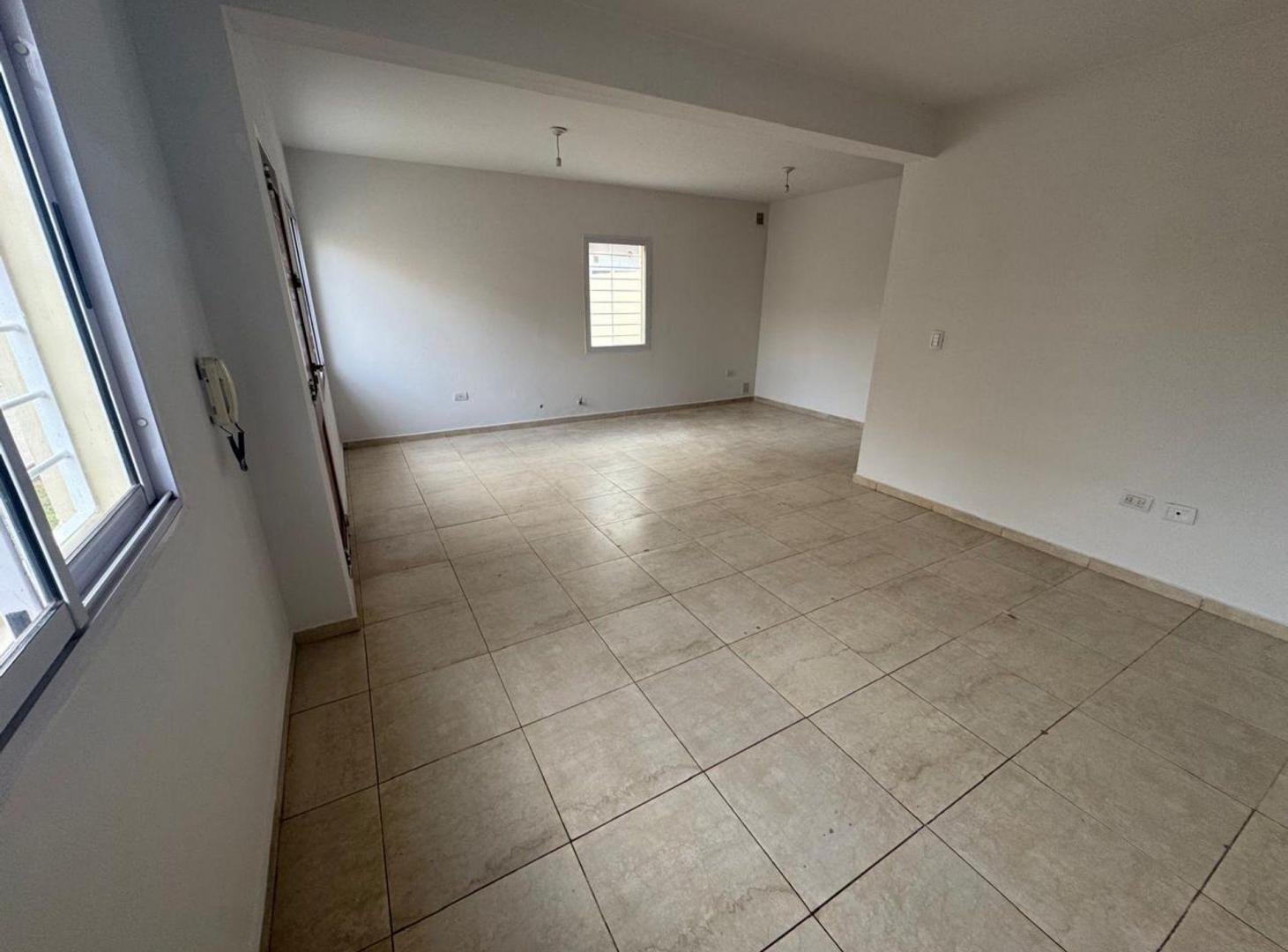 Foto de VENTA DUPLEX 3 DORMI ZONA SUR APTO CREDITO CÓRDOBA, imagen 4