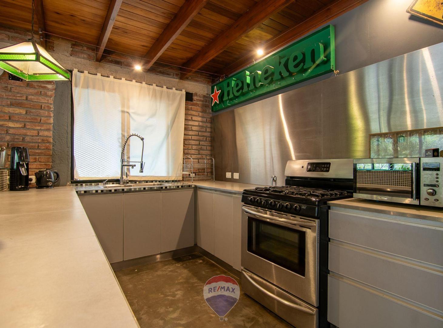 Foto de VENTA CASA AGUA DE ORO 3 DORM PILETA CBA, imagen 2