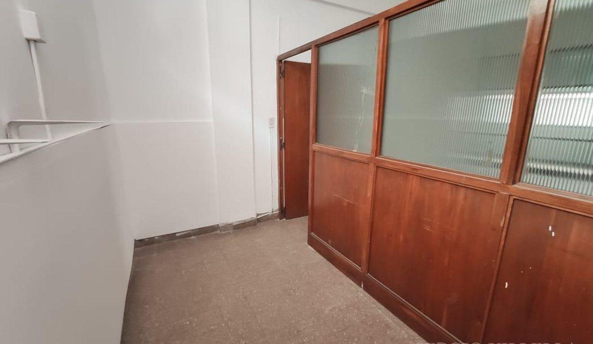 Foto de VENTA LOCAL/ OFICINA COMERCIAL BARRIO CENTRO, imagen 1