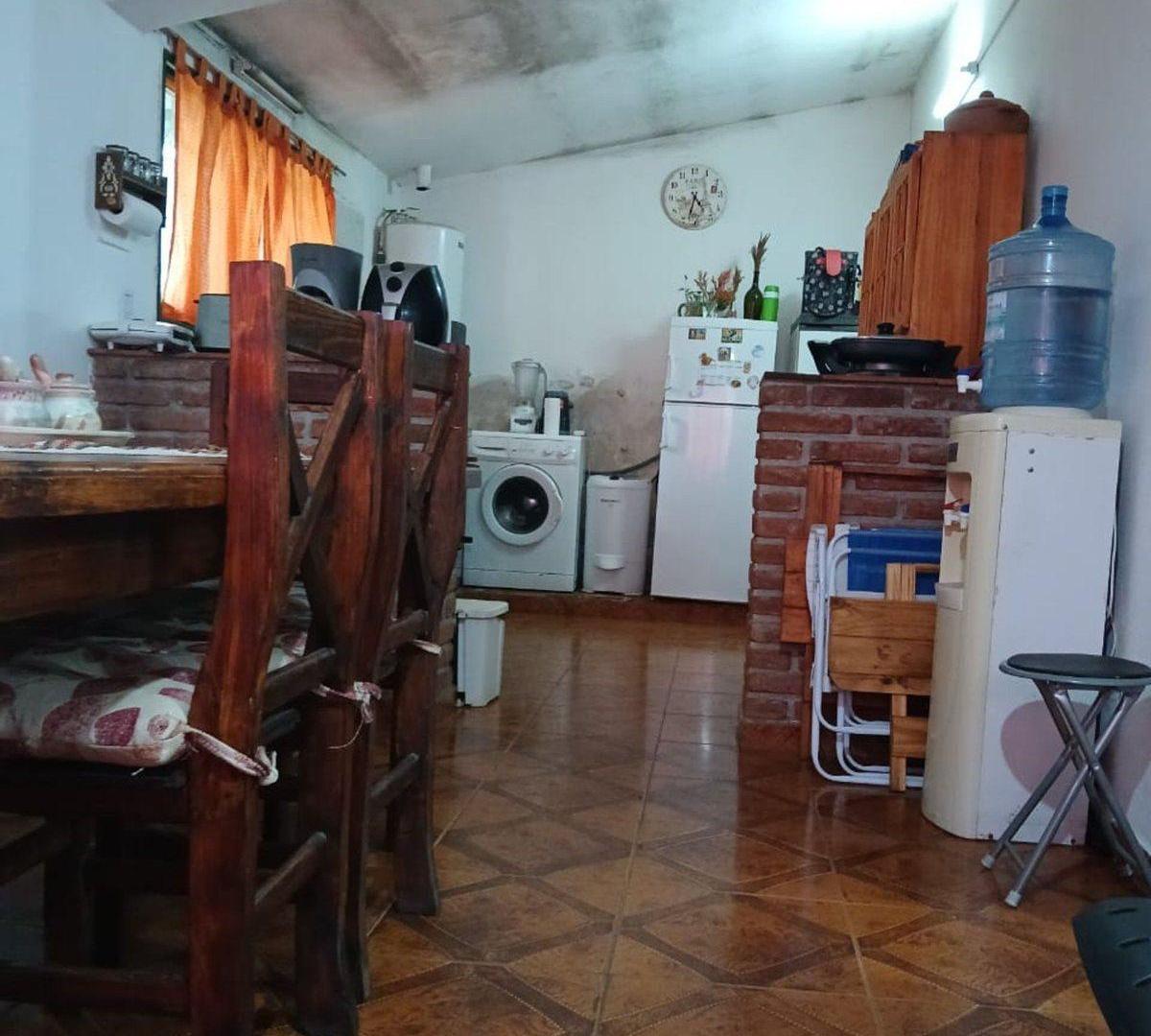 Foto de VENTA CASA ALTA GRACIA 2 DORM PATIO COCHERA, imagen 3