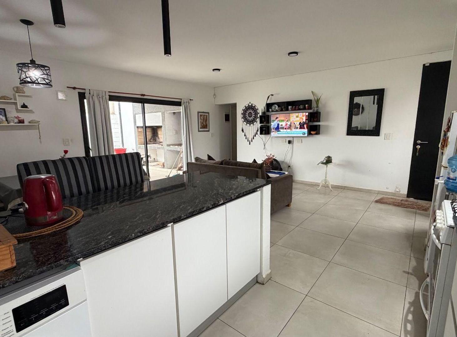 Foto de VENTA DUPLEX 2 DORMITORIOS DOCTA CORDOBA, imagen 3