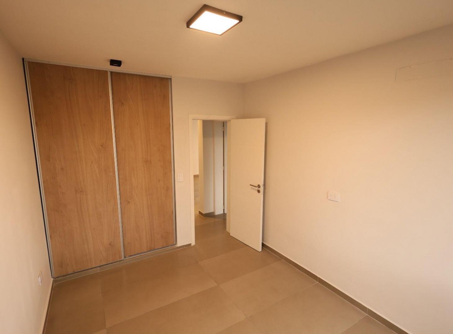 Foto de VENTA CASA 3 DORMI TEJAS DEL SUR IV MALAGUEÑO CBA, imagen 5
