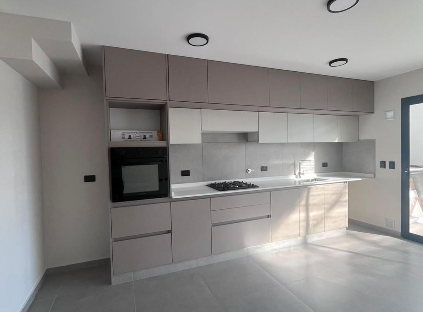 Foto de VENTA DUPLEX DOCTA CON PILETA 3 DORMITORIOS, imagen 2
