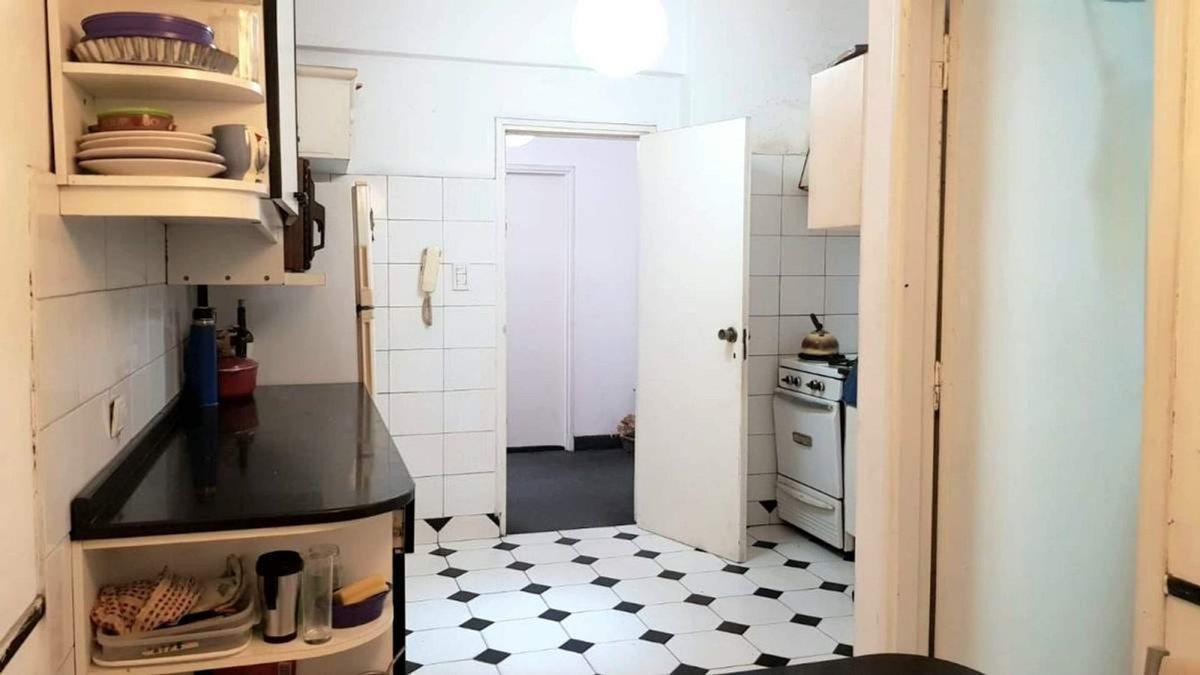 Foto de VENTA DEPARTAMENTO 4 D. CENTRO CBA. APTO CREDITO, imagen 2
