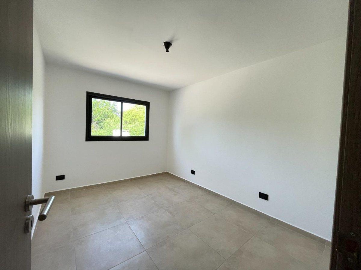 Foto de VENTA DUPLEX VILLA ALLENDE 3 DORM PB A ESTRENAR, imagen 5
