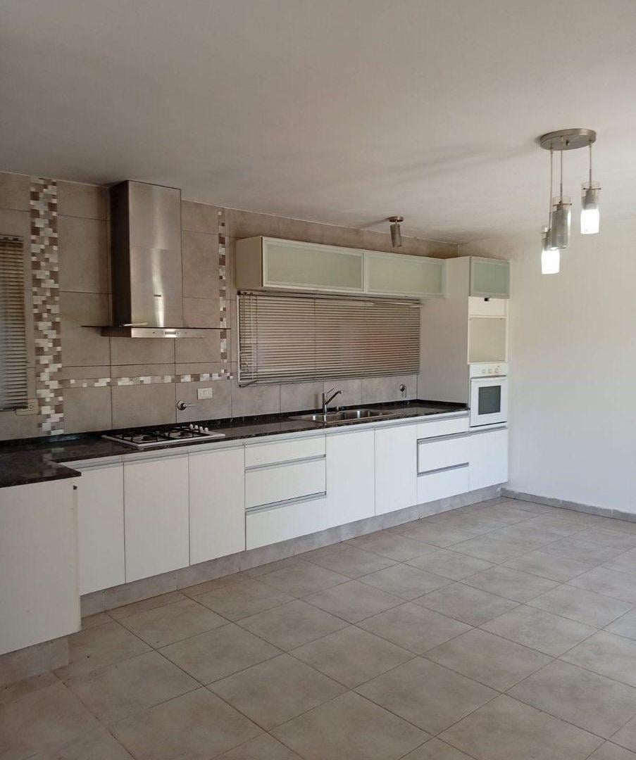Foto de VENTA CASA 3 DORM C/PILETA MATIENZO CORDOBA, imagen 2