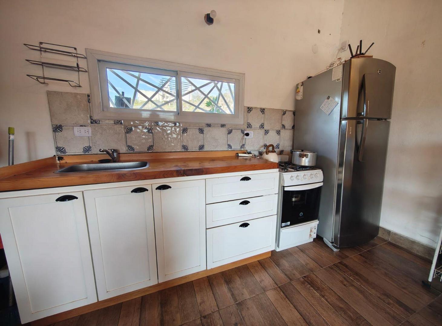Foto de VENTA CASA 2 DORM C/ PILETA FLOR SERRANA TANTI CBA, imagen 3