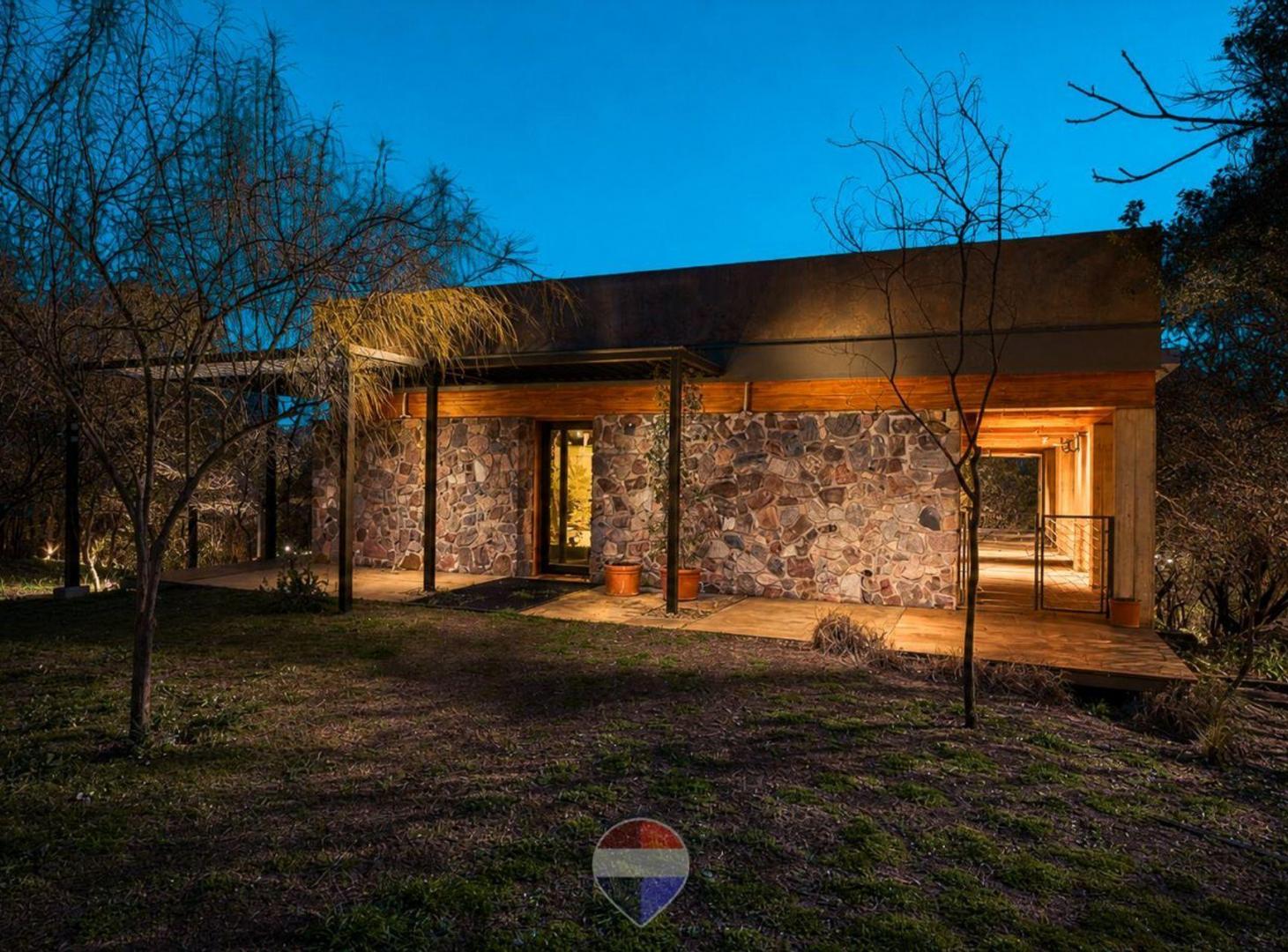 Foto de VENTA CASA 3 DORM C/ PILETA, RIO CEBALLOS, CBA, imagen 2