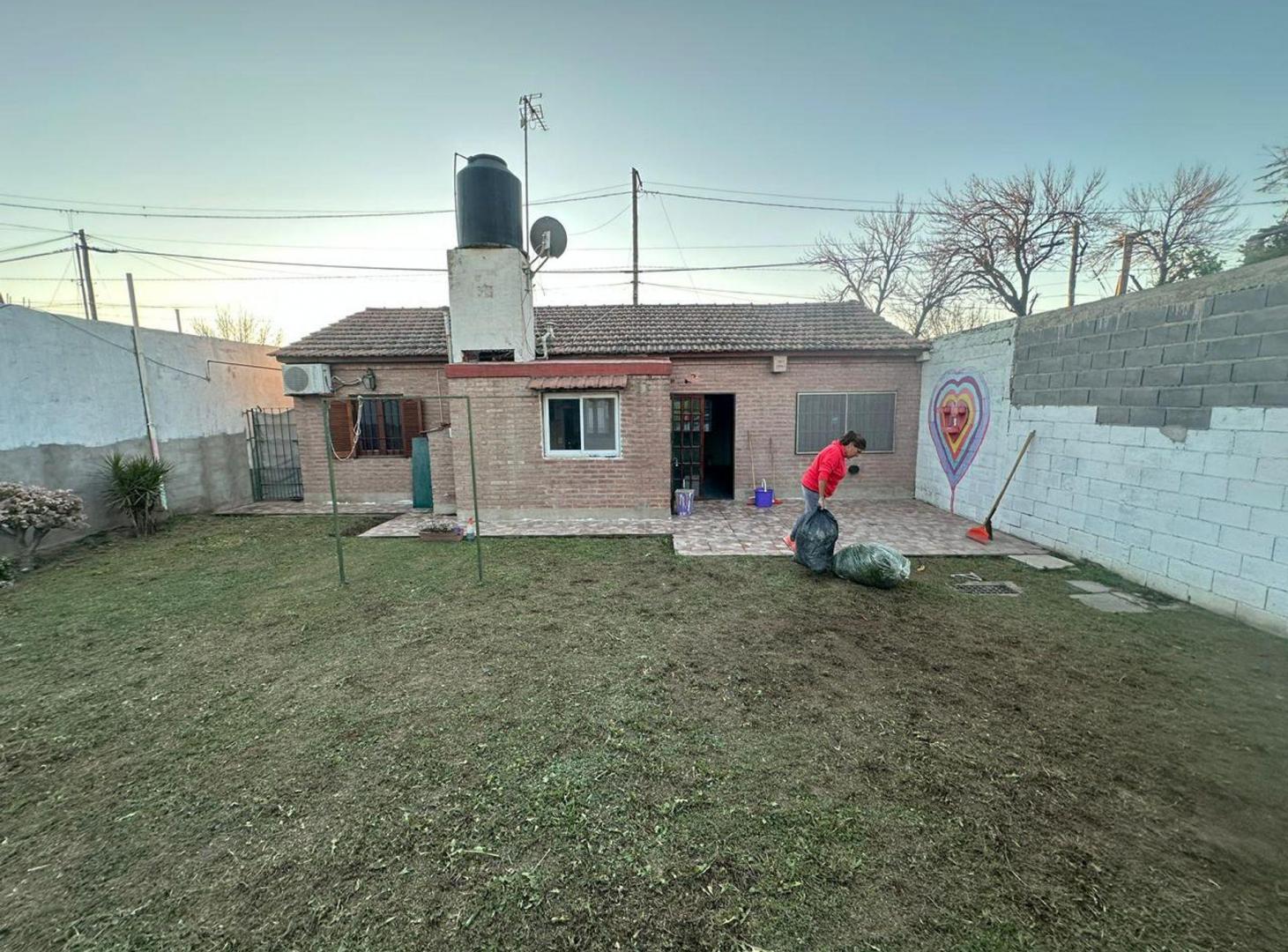 Foto de VENTA CASA 2 DORMITORIOS B° PARQUE FUTURA CÓRDOBA, imagen 2