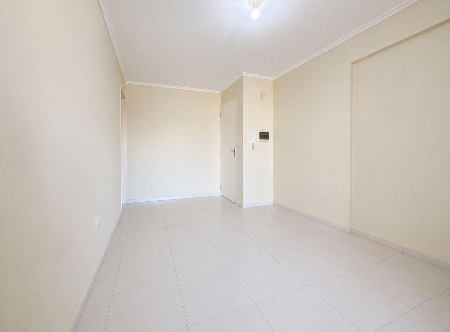 Foto de VENTA DEPARTAMENTO VILLASOL 3 DORMITORIOS, imagen 2