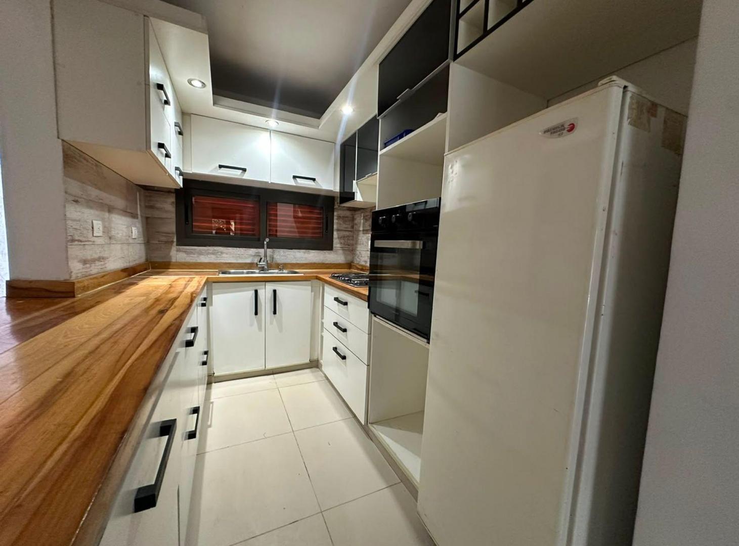 Foto de VENTA CASA 2 DORM PILETA Y QUINCHO SALSIPUEDES CBA, imagen 5