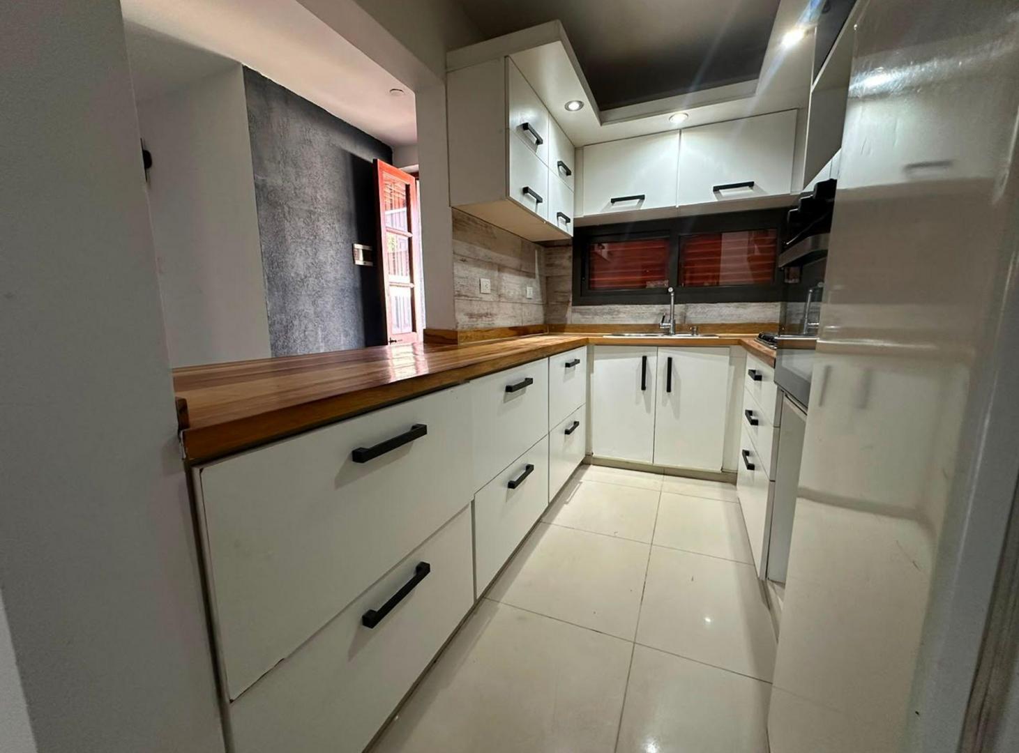 Foto de VENTA CASA 2 DORM PILETA Y QUINCHO SALSIPUEDES CBA, imagen 4