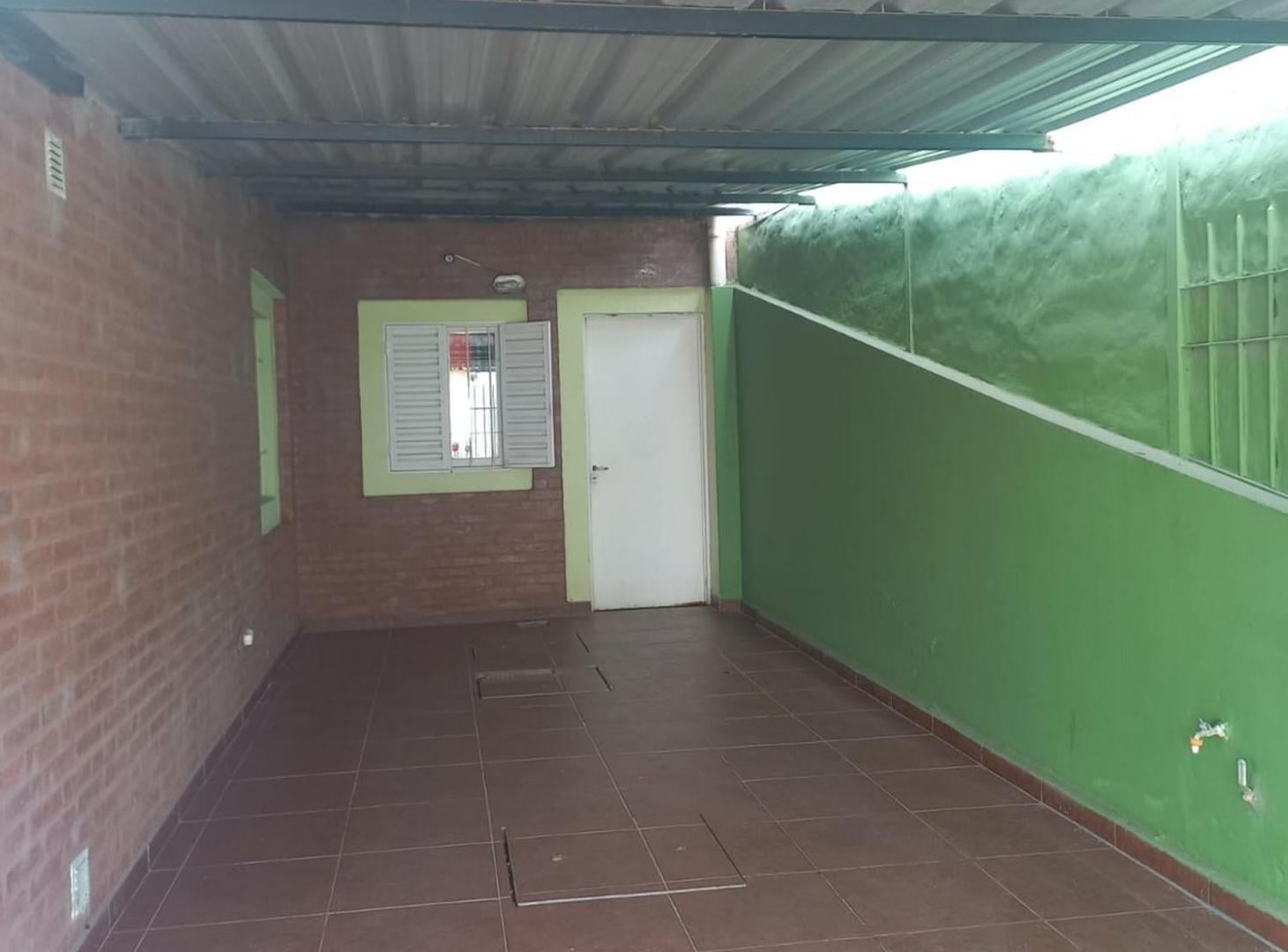 Foto de VENTA CASA 2 DORMI ZONA AV STA. ANA ZONA OESTE CBA, imagen 2