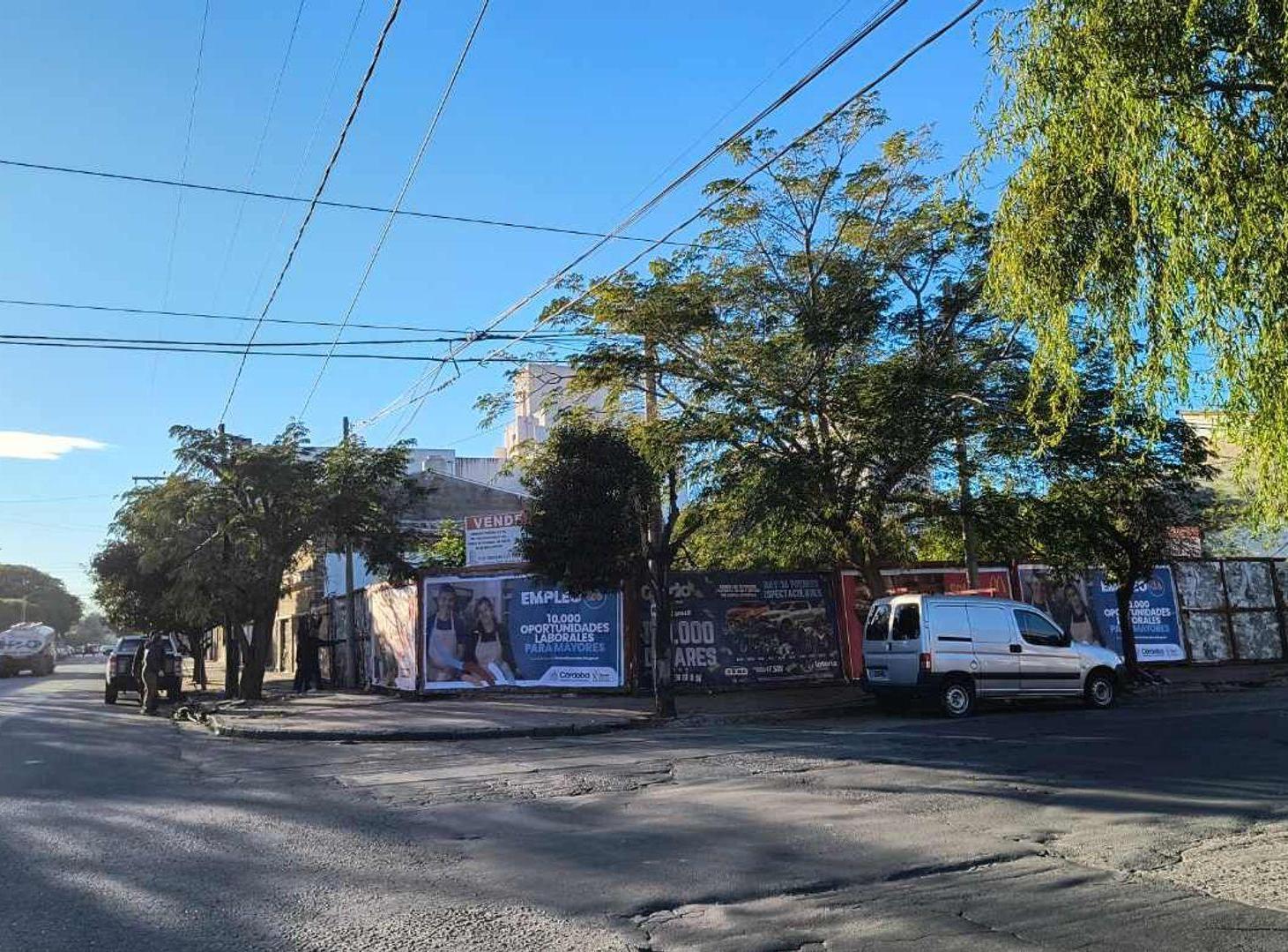 Foto de VENTA TERRENO ESQUINA PUEYRREDON APTO EDIFICIO, imagen 1