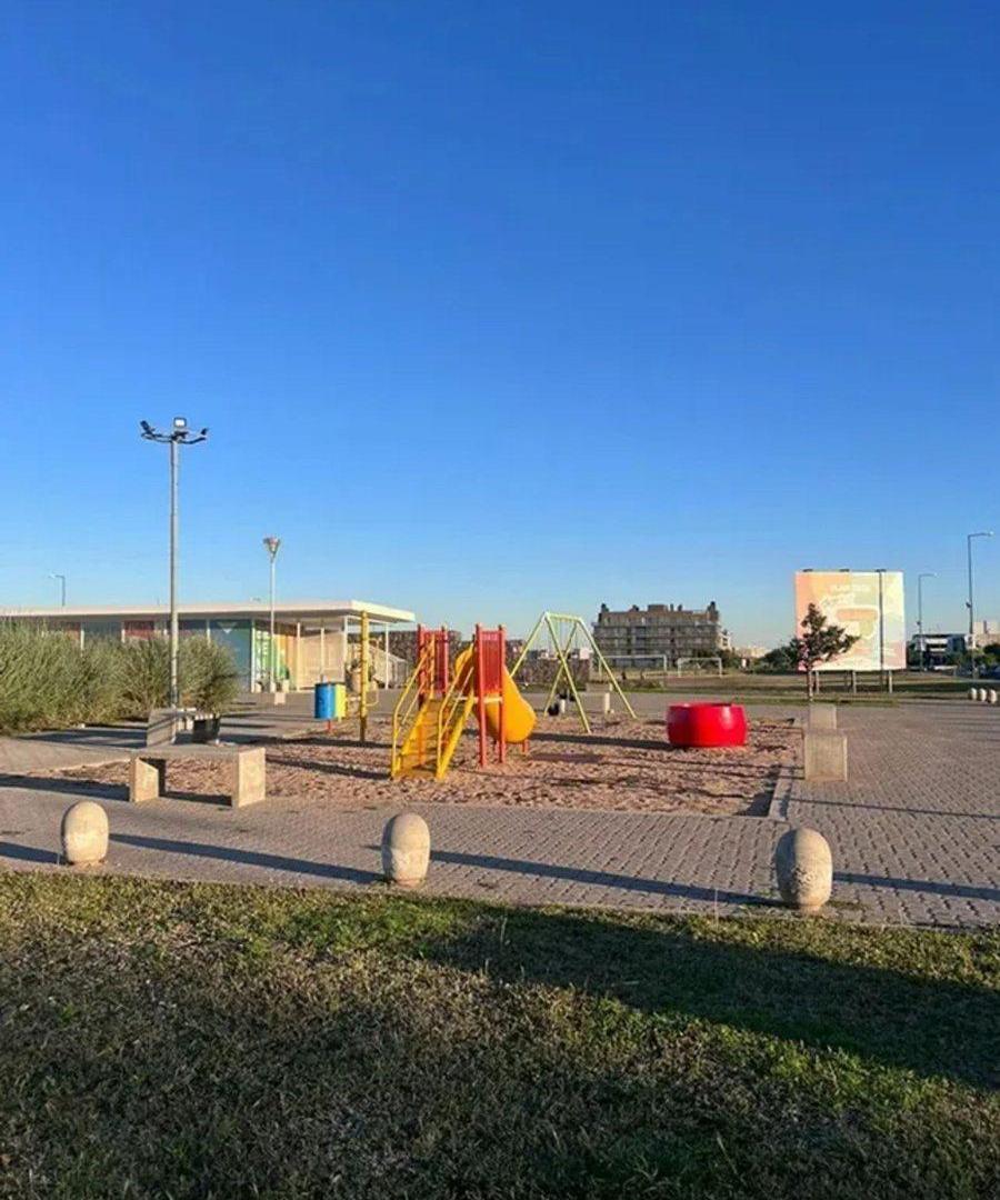 Foto de VENTA LOTE 360 M2 APTO DUPLEX DOCTA AVENIDA, imagen 3