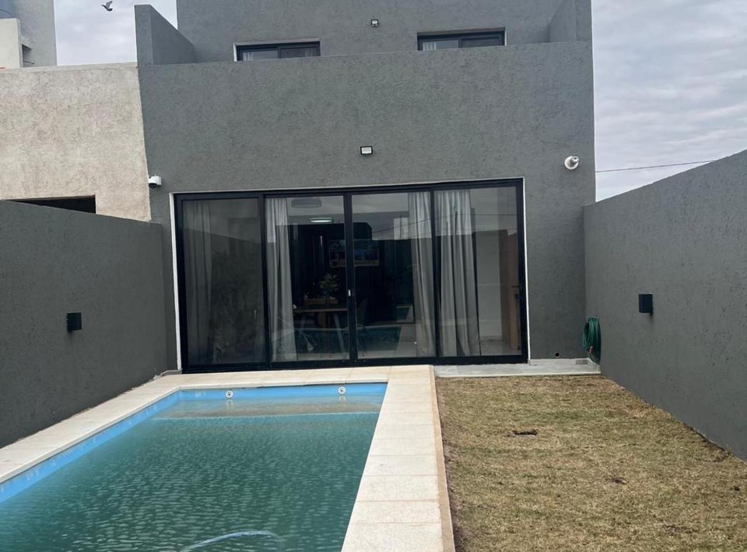Foto de VENTA CASA 3 DORMITORIOS PREMIUN DOCTA CÓRDOBA, imagen 1