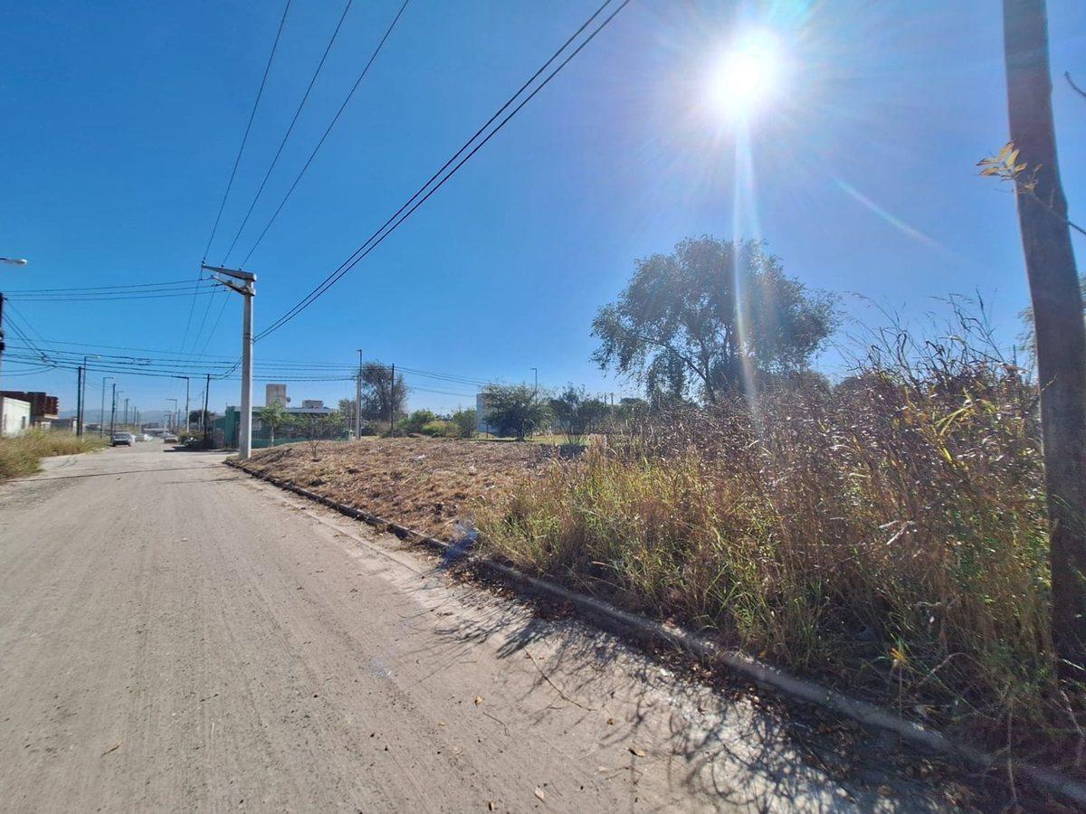 Foto de VENTA LOTE 200M2 FRENTE BARRIO SAN ISIDRO, imagen 1