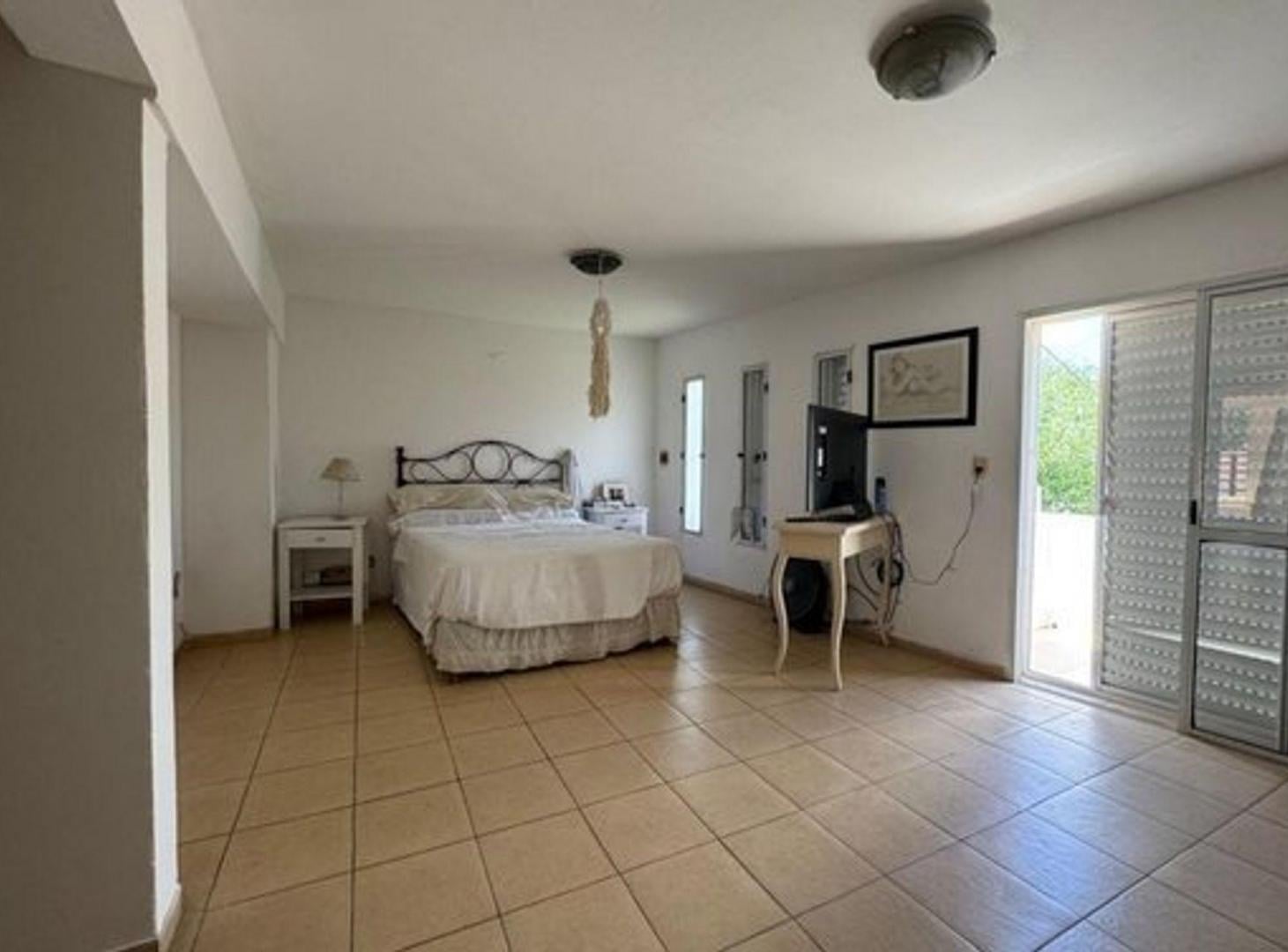 Foto de VENTA 2 CASAS C/ PILETA Y QUINCHO, CARLOS PAZ, CBA, imagen 1