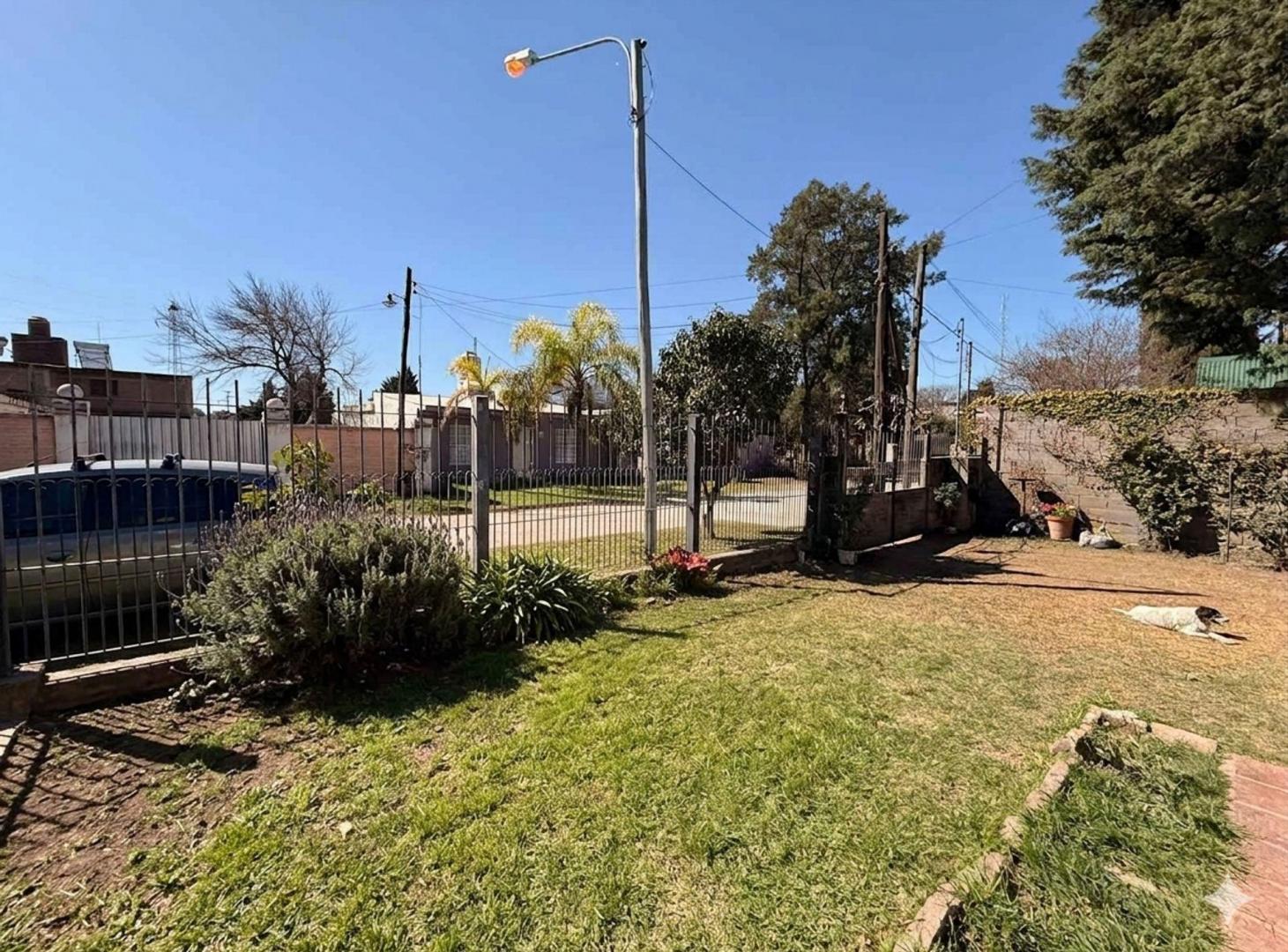 Foto de VENTA CASA + GALPON C/PILETA ZONA SUR CÓRDOBA, imagen 5