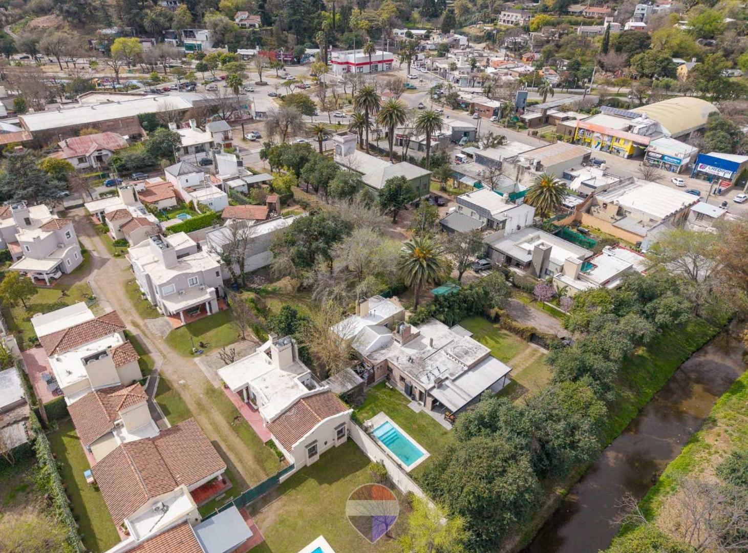 Foto de VENTA CASA 3 DORMITORIOS+PILETA VILLA ALLENDE CBA, imagen 2