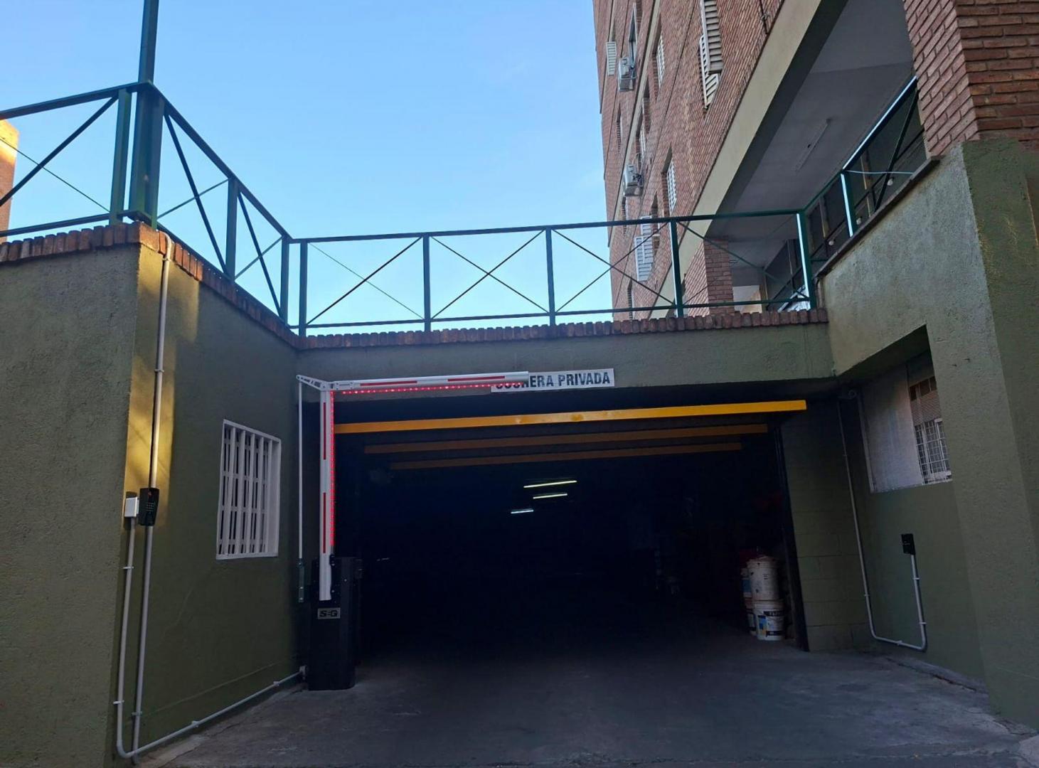 Foto de VENTA COCHERA AV PUEYRREDON 600 GÜEMES CÓRDOBA, imagen 2