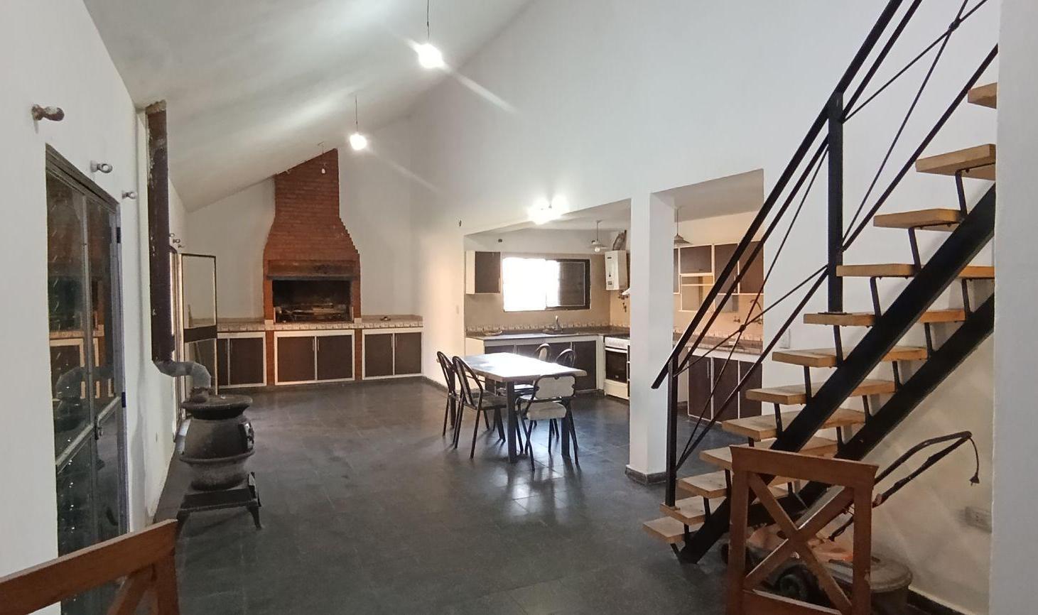 Foto de VENTA CASA 4 DORMITORIOS PILETA ICHO CRUZ CÓRDOBA, imagen 5