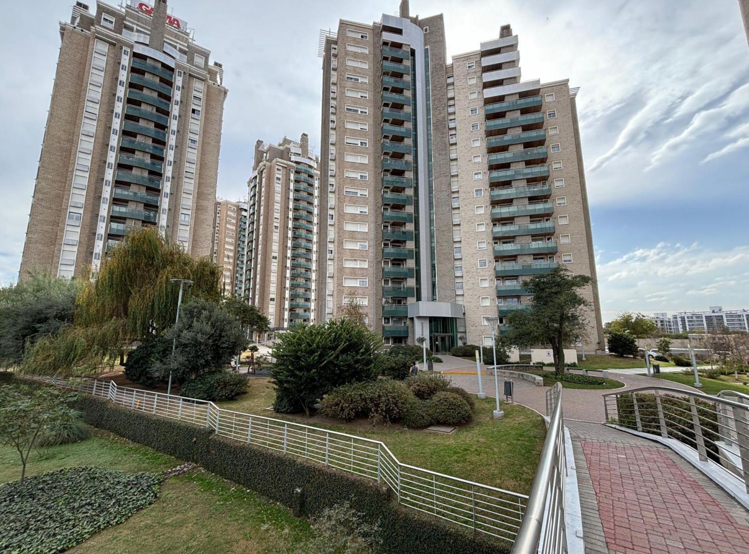 Foto de VENTA DEPARTAMENTO 1 DORMI ALTO VILLASOL CÓRDOBA, imagen 2