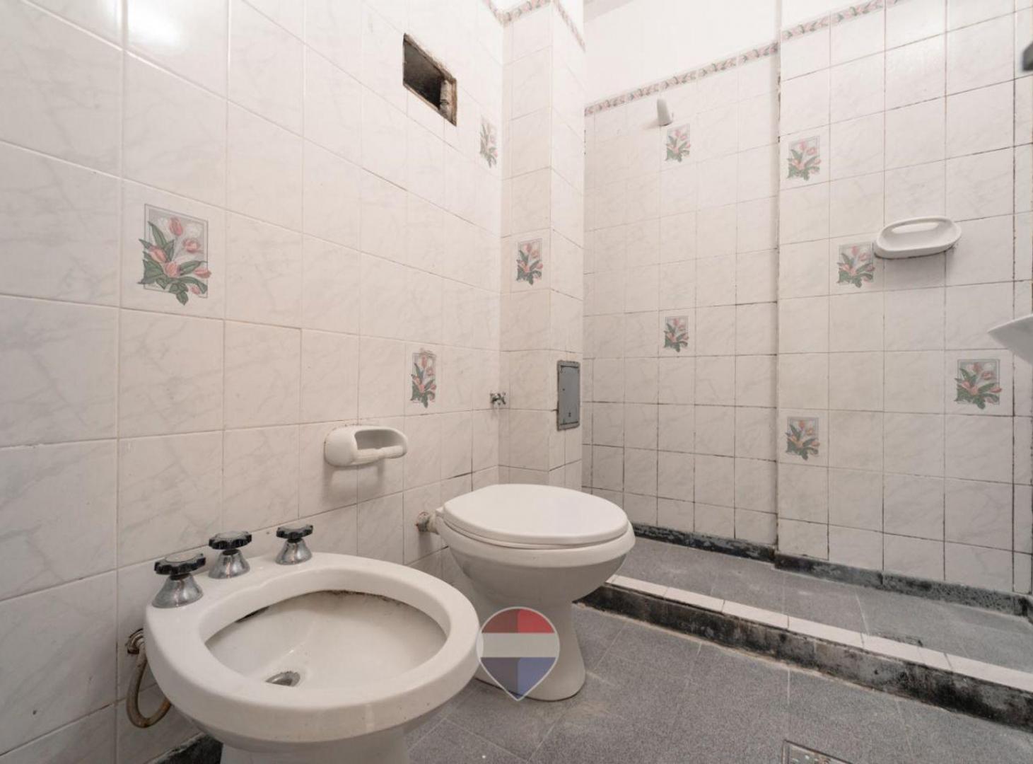 Foto de VENTA DEPTO 1 DORMITORIO C/PATIO, CENTRO, CBA, imagen 3