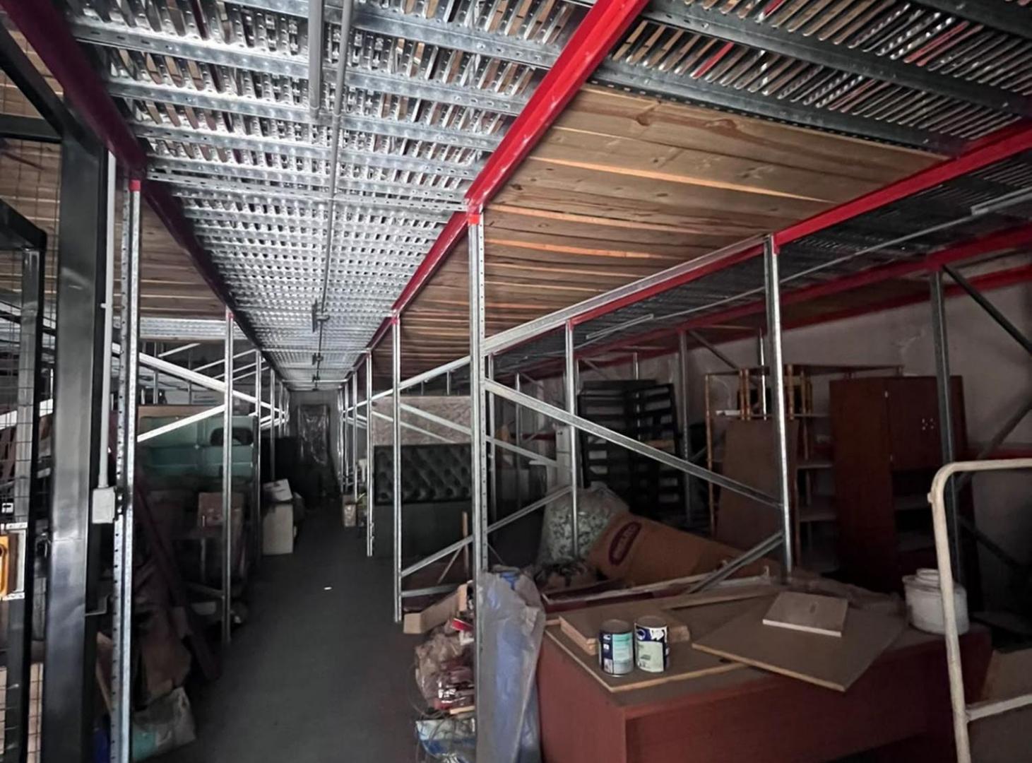 Foto de SE VENDE GALPÓN EN BARRIO CRISOL SUD CÓRDOBA, imagen 4