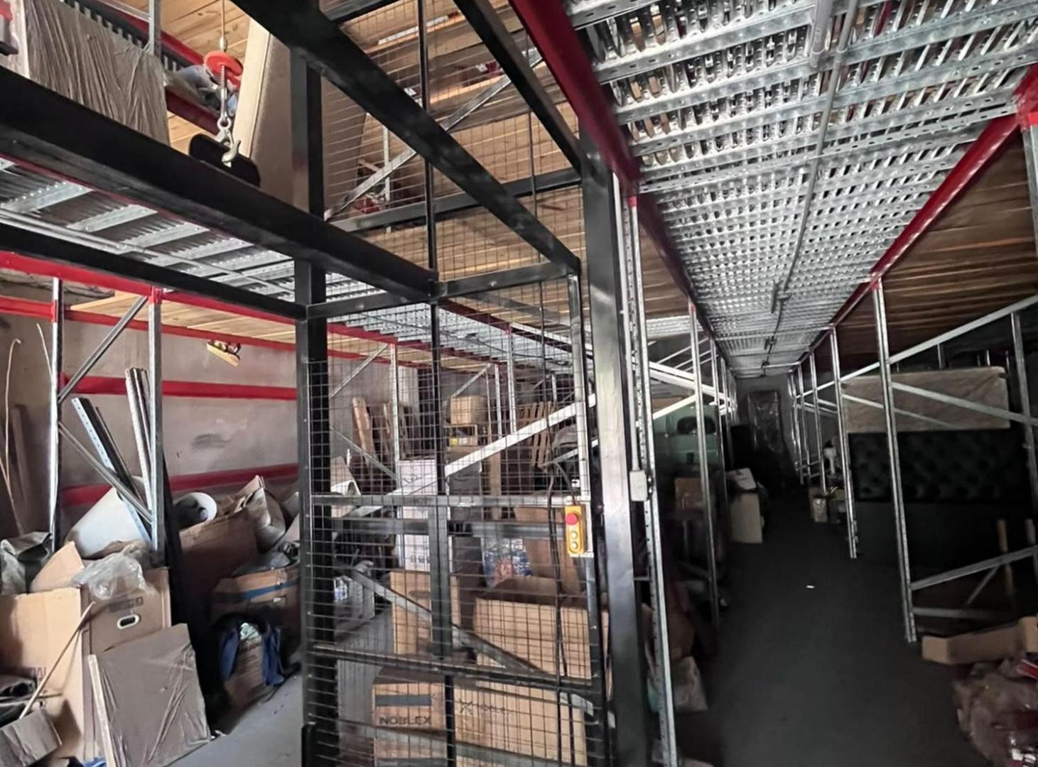Foto de SE VENDE GALPÓN EN BARRIO CRISOL SUD CÓRDOBA, imagen 2