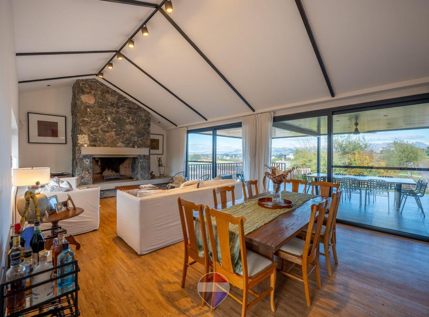 Foto de VENTA CASA 3 DORMI EL TERRON MENDIOLAZA CORDOBA, imagen 4