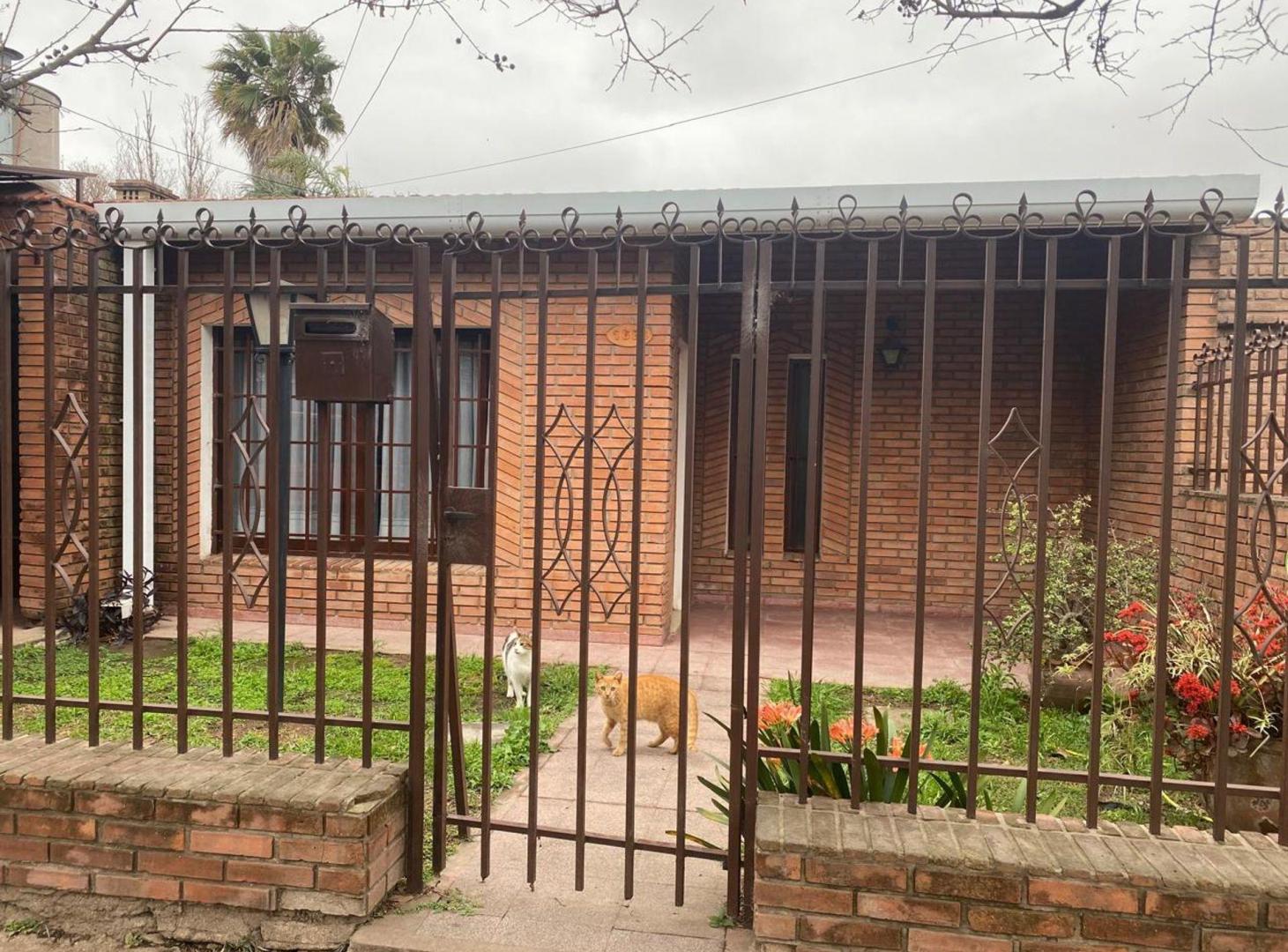Foto de VENTA CASA 3 DOR. GALPÓN Y PATIO YOFRE SUR CÓRDOBA, imagen 1