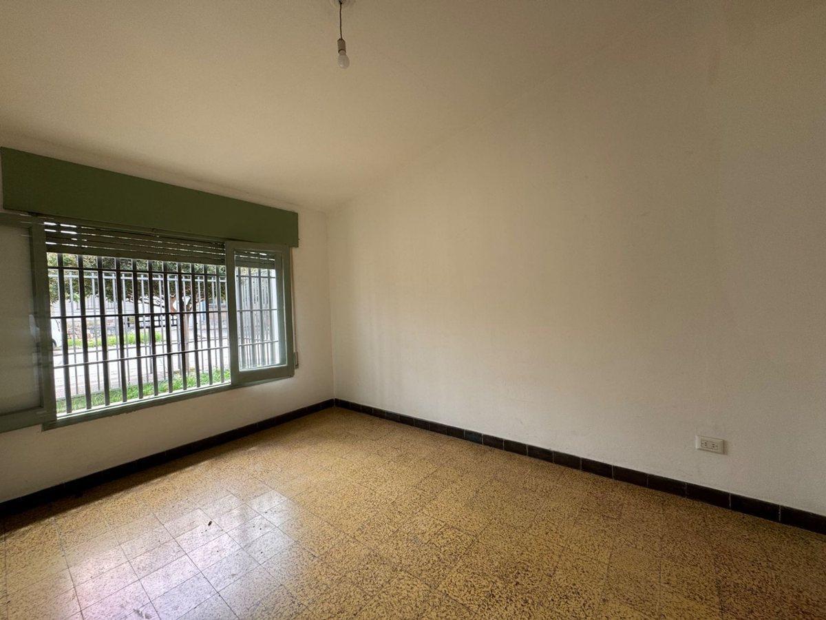 Foto de Venta casa 3 dormitorios Altos de General Paz Cba, imagen 4