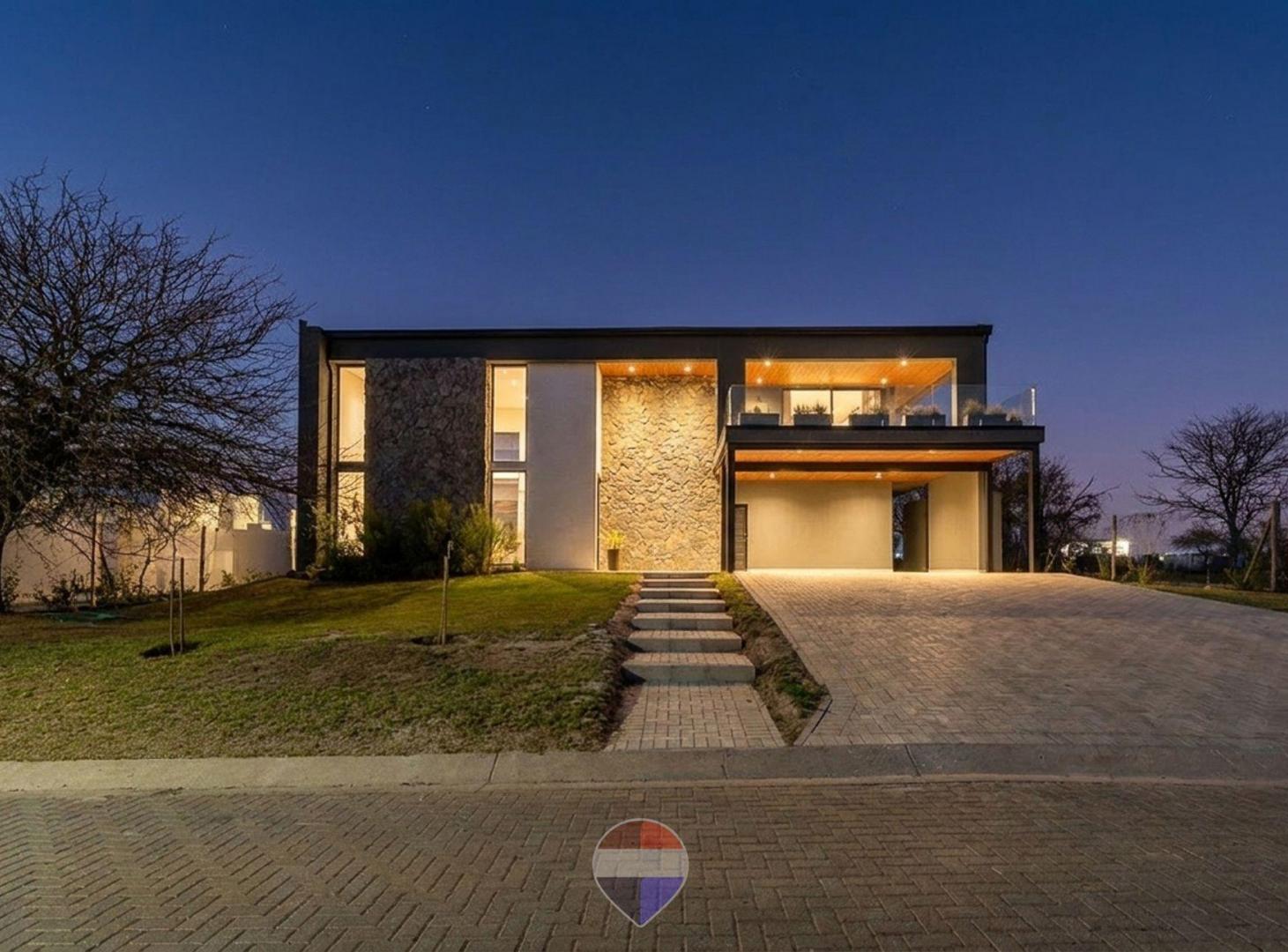 Foto de VENTA CASA 4 DORM EL TERRON MENDIOLAZA CORDOBA, imagen 1