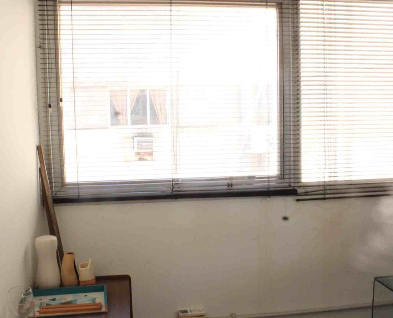 Foto de VENTA DE OFICINA AV. GENERAL PAZ B° CENTRO CÓRDOBA, imagen 4