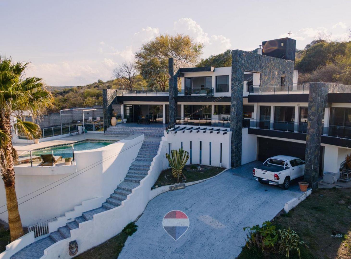 Foto de VENTA CASA 5 DORM C/PILETA, CARLOS PAZ, CORDOBA, imagen 5