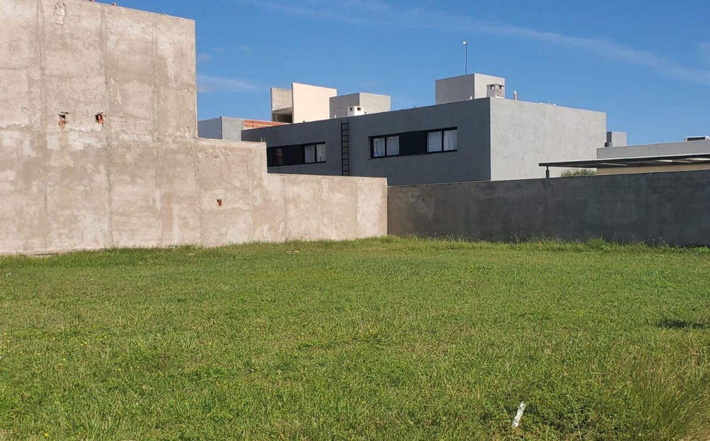 Foto de VENTA LOTE ESQUINA-CENTRAL 360M2 MANANTIALES, CBA, imagen 5