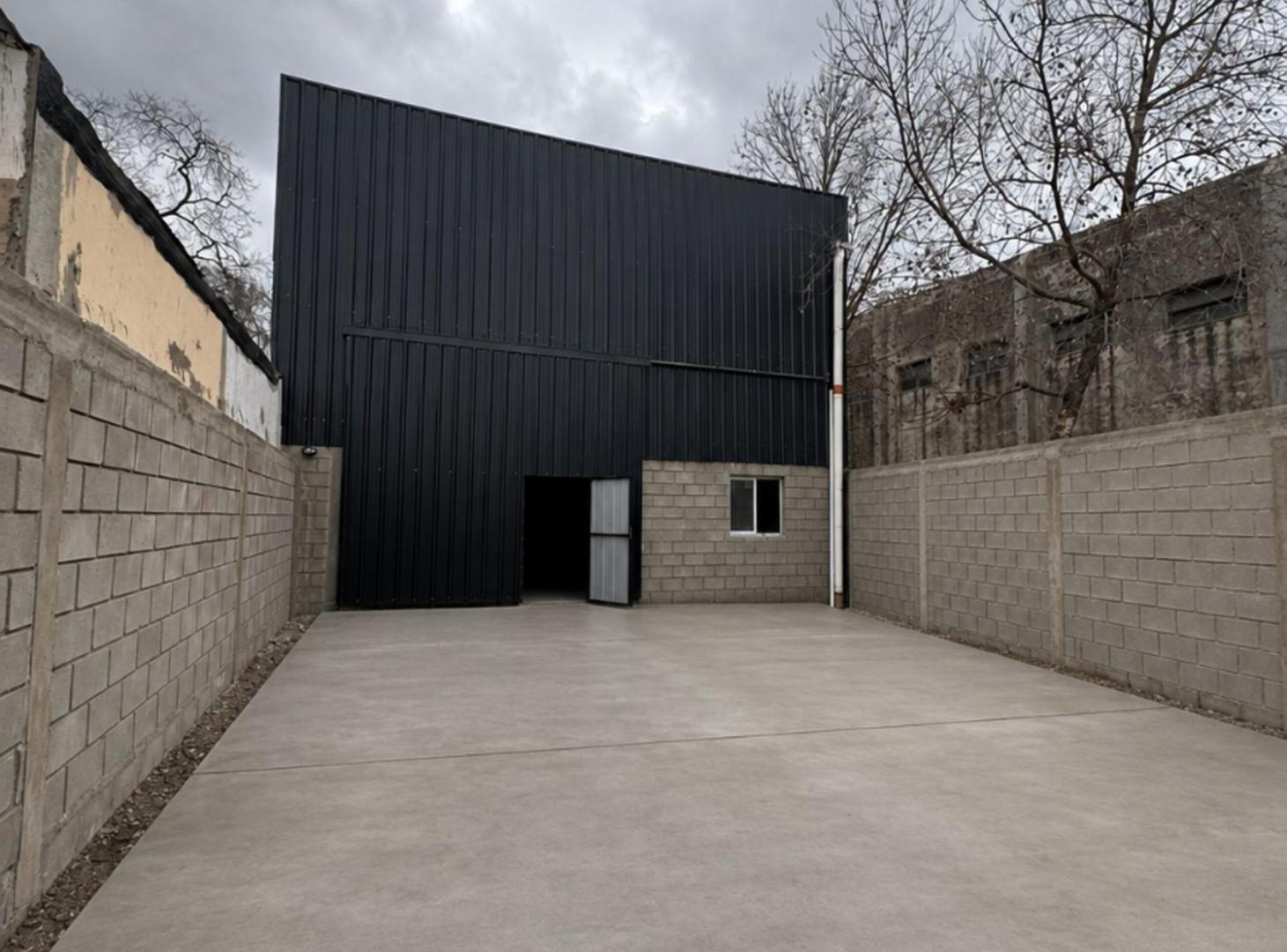 Foto de ALQUILER GALPON DE 320 MT VILLA ADELA, CORDOBA, imagen 1