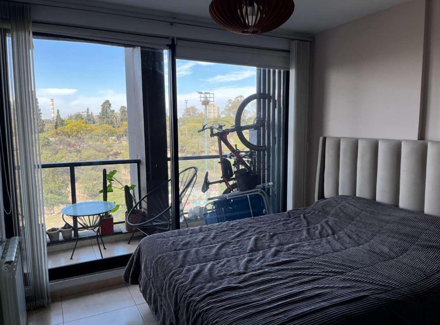 Foto de VENTA DEPTO 2 DORMI COCHERA VISTA PARQUE NVA CBA, imagen 5