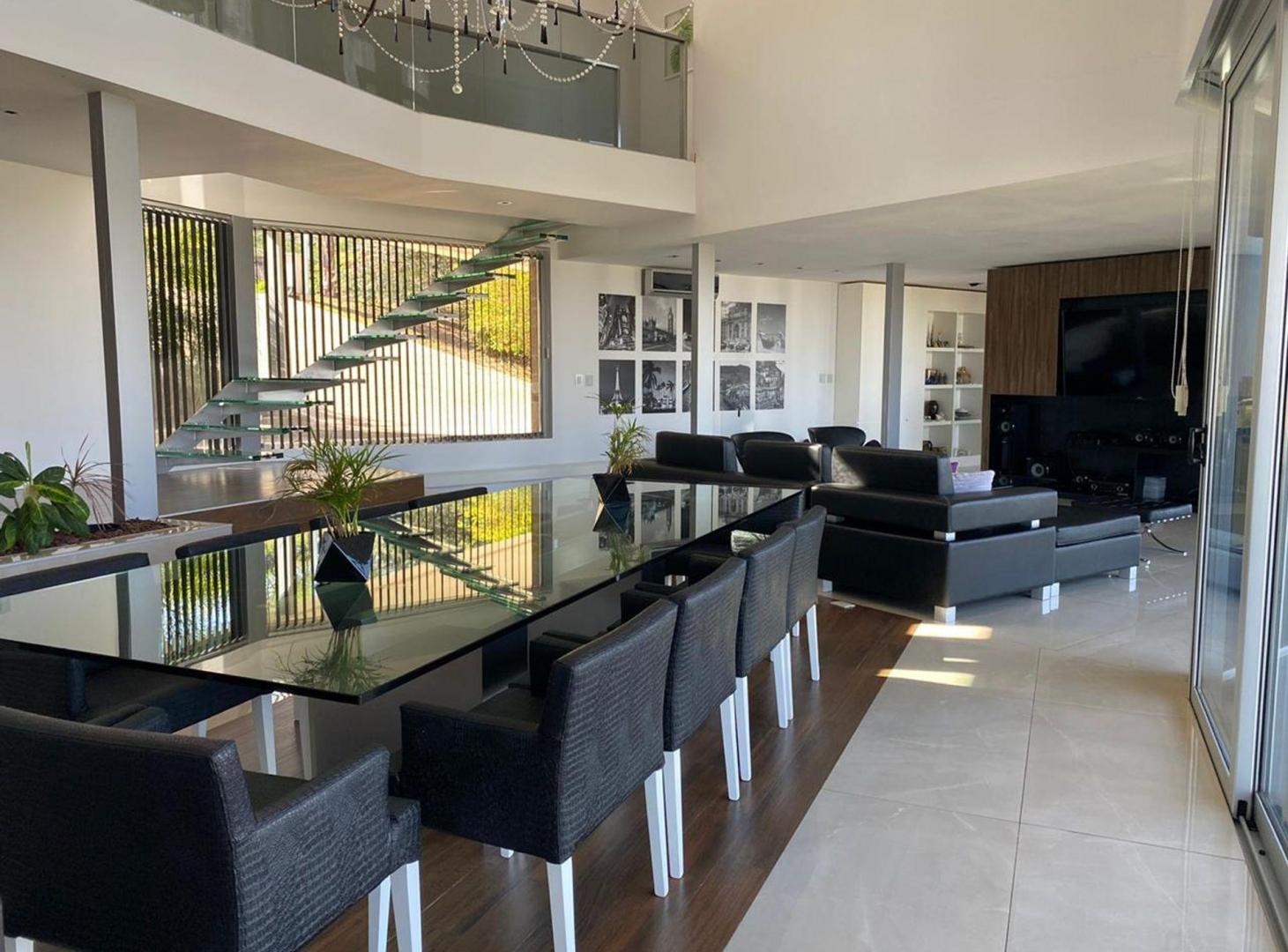 Foto de VENTA CASA UNICA Y EXCLUSIVA LA RUFINA 4 DORMITORI, imagen 1
