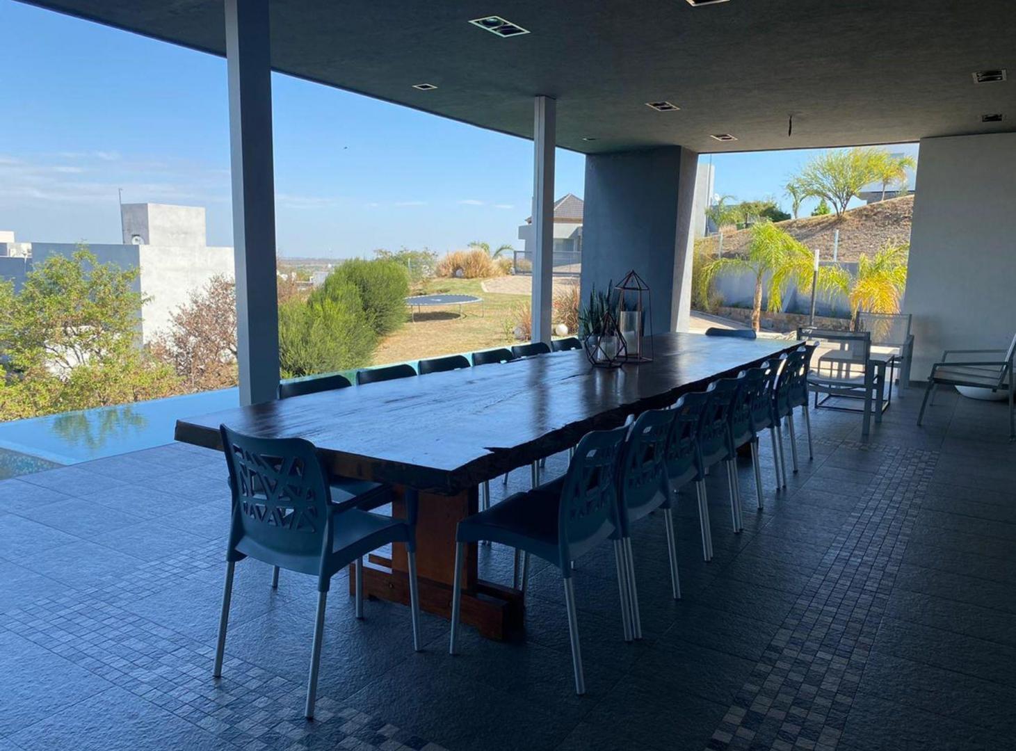Foto de VENTA CASA UNICA Y EXCLUSIVA LA RUFINA 4 DORMITORI, imagen 4