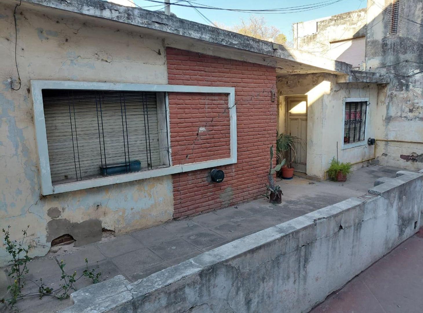 Foto de Venta Casa A REFACCIONAR en Barrio Güemes Córdoba, imagen 4