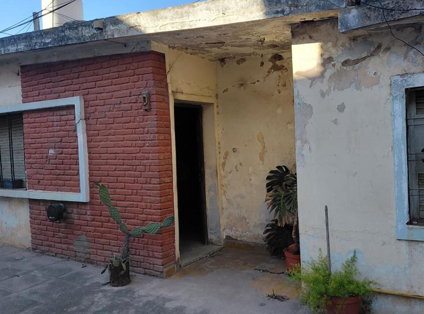 Foto de Venta Casa A REFACCIONAR en Barrio Güemes Córdoba, imagen 3