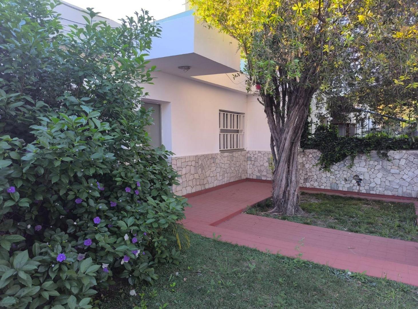 Foto de VENTA CASA 3 DORMITORIOS BARRIO A.T.E. CÓRDOBA, imagen 3