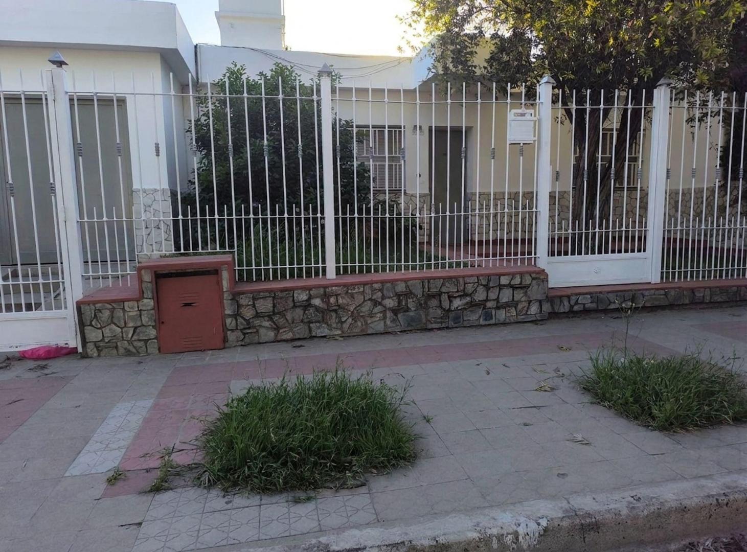 Foto de VENTA CASA 3 DORMITORIOS BARRIO A.T.E. CÓRDOBA, imagen 1