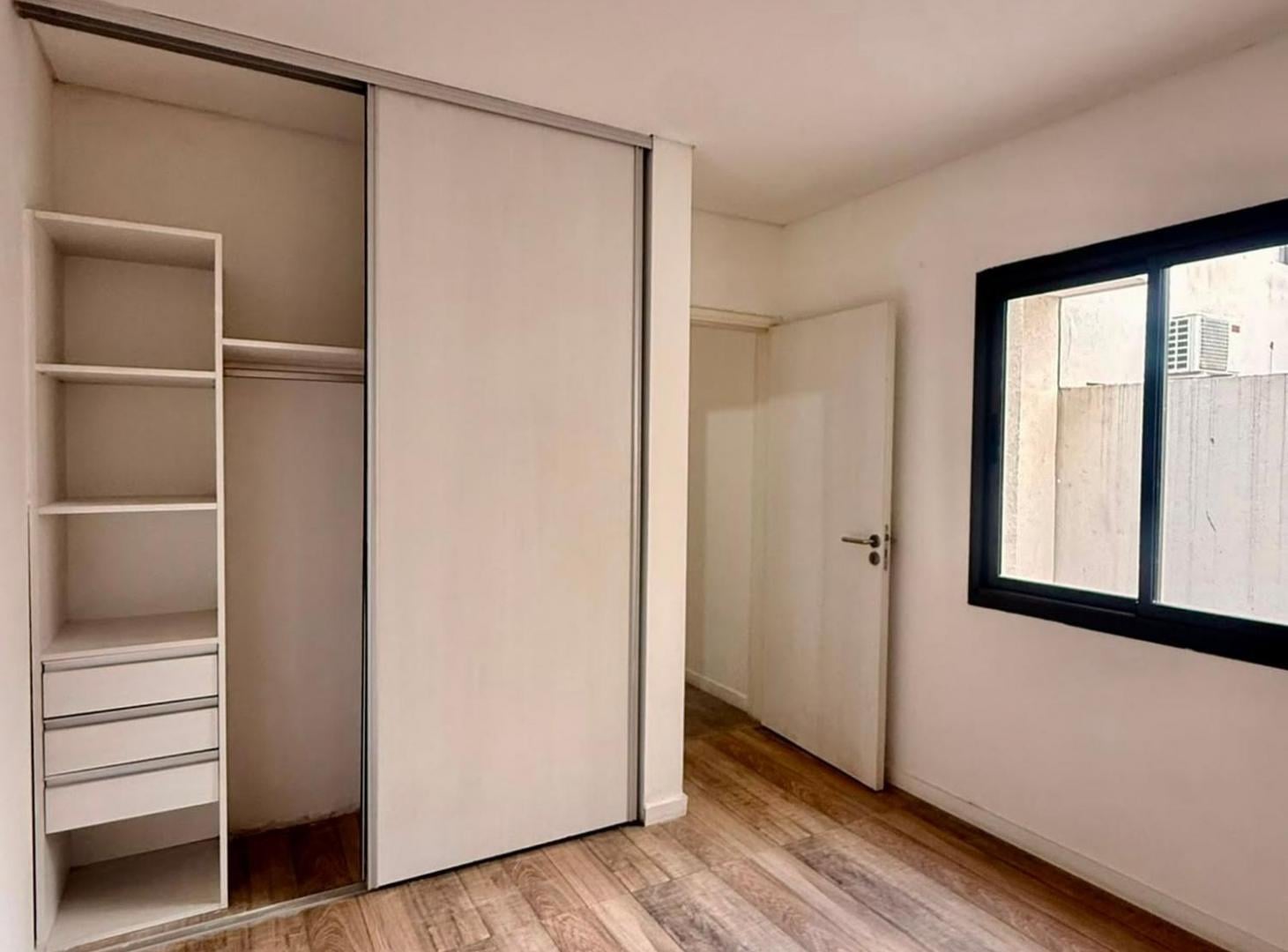 Foto de VENTA DPTO 1 DORM. LAKE TOWERS CARLOS PAZ-CORDOBA, imagen 1