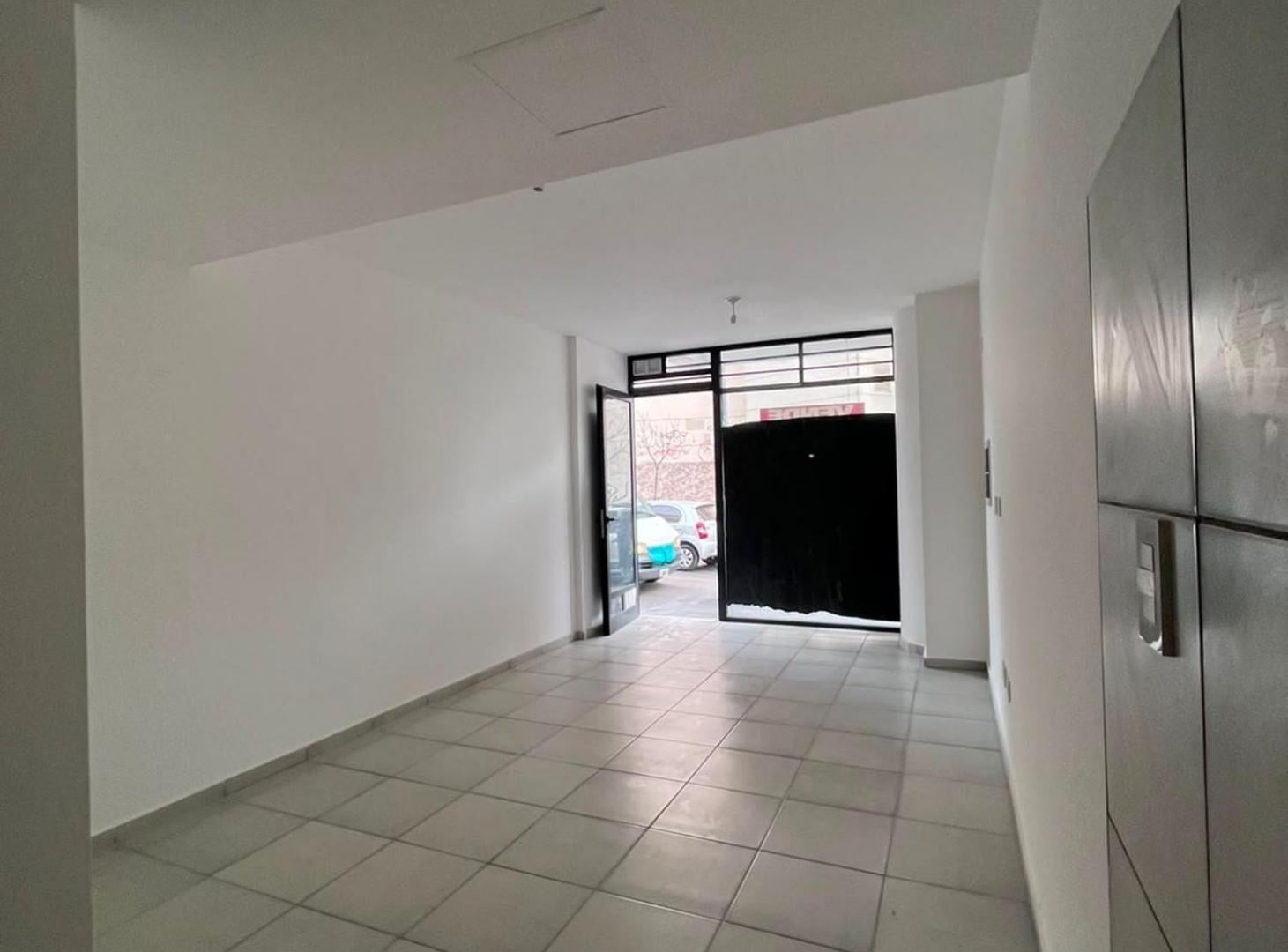 Foto de SE VENDE LOCAL COMERCIAL EN B. ALBERDI CORDOBA, imagen 1